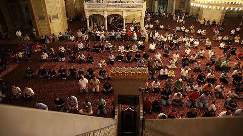 Mevlid Kandili ne zaman? Mevlid Kandili ne zaman idrak edilecek? Mevlid Kandili günü ve gecesinde yapılacak ibadetler hangileri? kandil hangi güne denk geliyor?