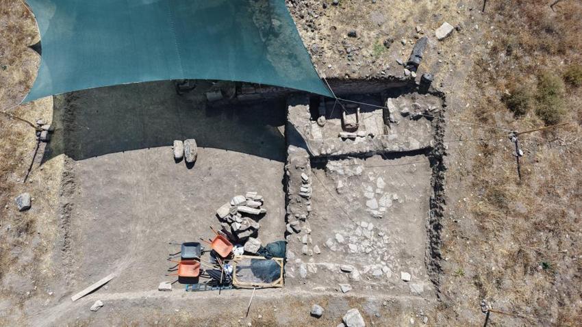 Elazığ'da çiftçi tarlasına fidan dikerken fark etti! 84 metrekarelik mozaiğin altı dev bir Roma yerleşimi çıktı
