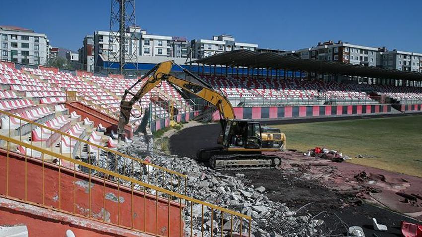 Van Atatürk Stadyumu'nda yıkım başladı! Yerine 15 bin kişilik dev kompleks geliyor!