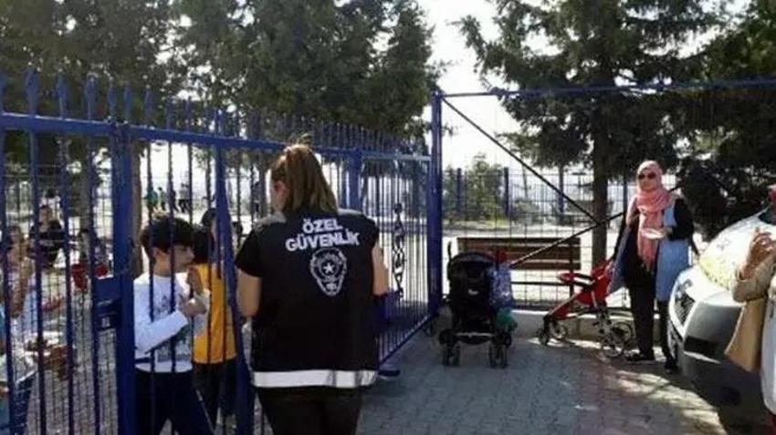 Bahçe görevlisi başvurusu nasıl yapılır? Bahçe görevlisi başvurusu nereye yapılacak? Bahçe görevlisi ne iş yapar? Bahçe görevlisi maaşı ne kadar? 30 bin bahçe görevlisi alımı ne zaman yapılacak? 30 bin bahçe görevlisi başvuru şartları neler? Bahçe görevlisi kontenjanları belli oldu mu?