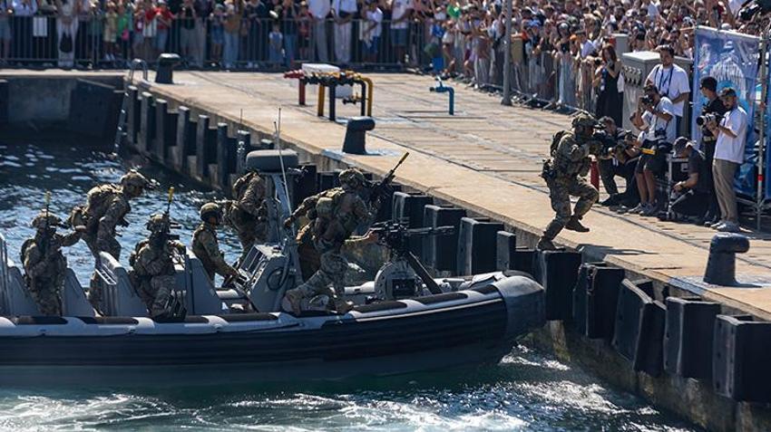SAT ve SAS Komandolarından TEKNOFEST Mavi Vatan’da nefes kesen gösteri