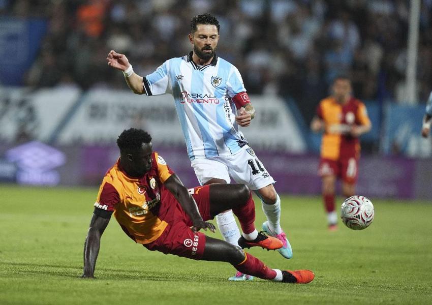 Erzurumspor FK - Galatasaray maçında 3 puan 4 golle geldi!