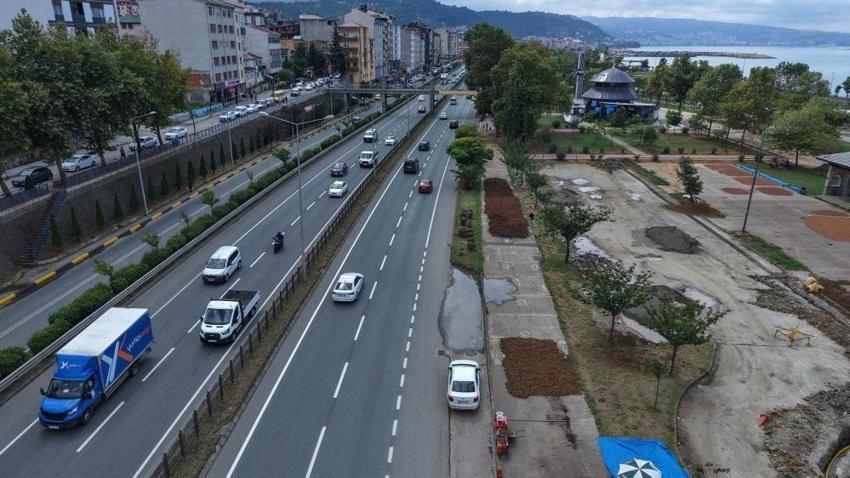Trabzon'da yol kenarında nöbet! Hasat moralleri bozdu, binlerce lira zarar var