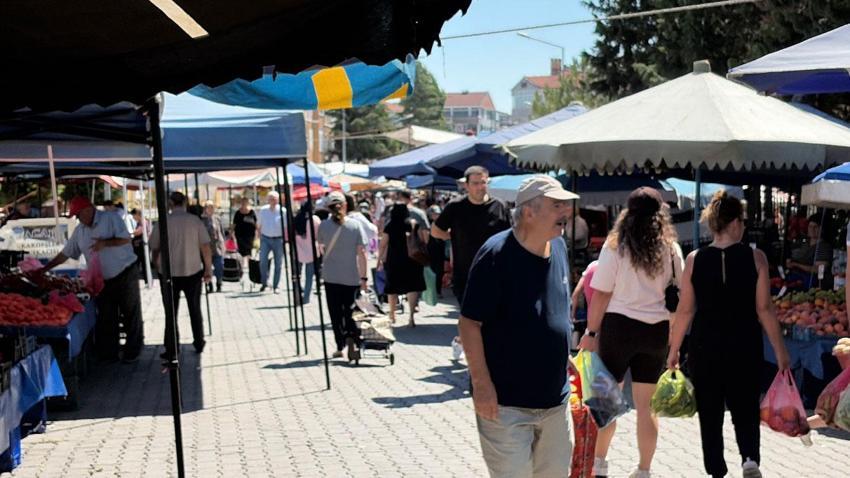 Meyve ve sebze fiyatlarından hem vatandaşlar hem de esnaf memnun