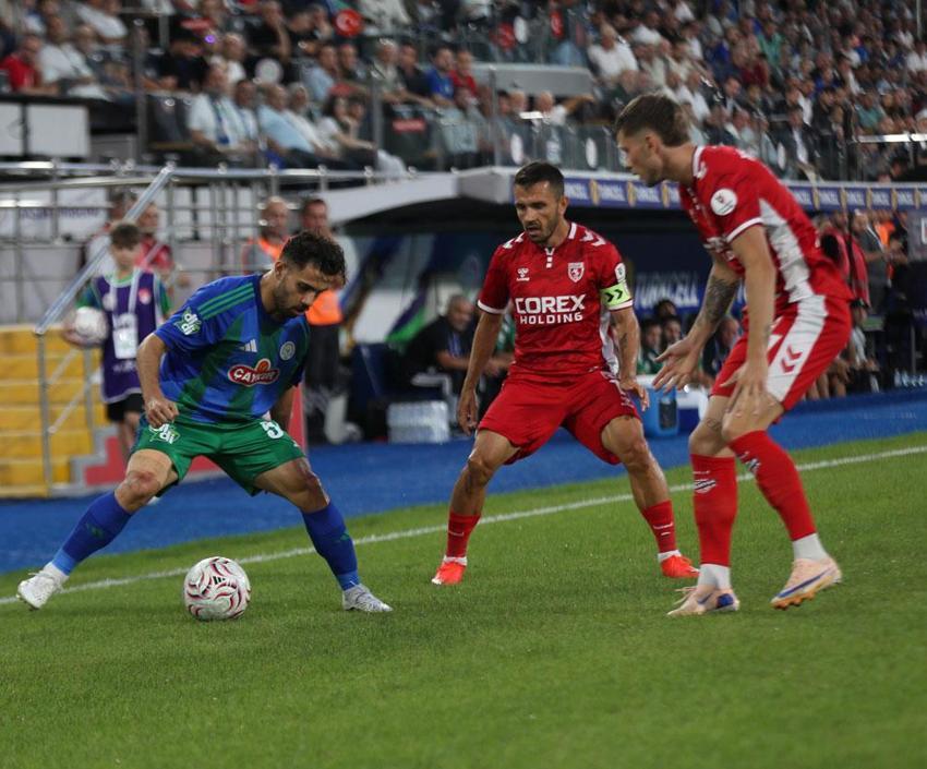 Çaykur Rizespor- Samsunspor maçında 3 puan 2 golle geldi!