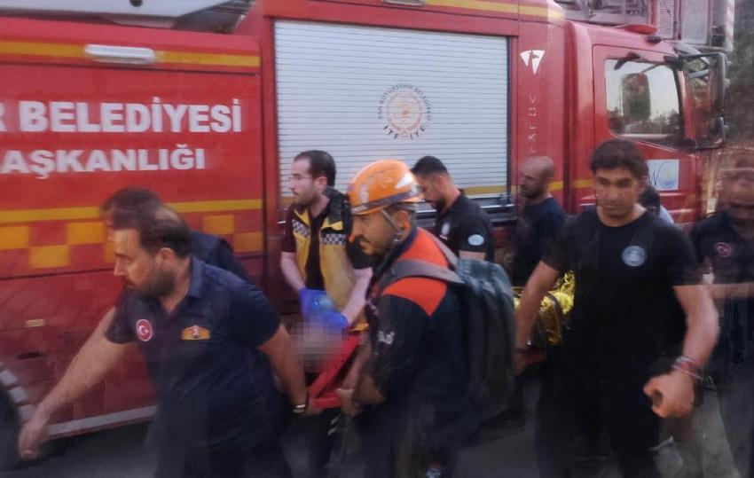 Piknik yerinde akarsuya kapılan ailesini kurtarmaya çalışan baba hayatını kaybetti