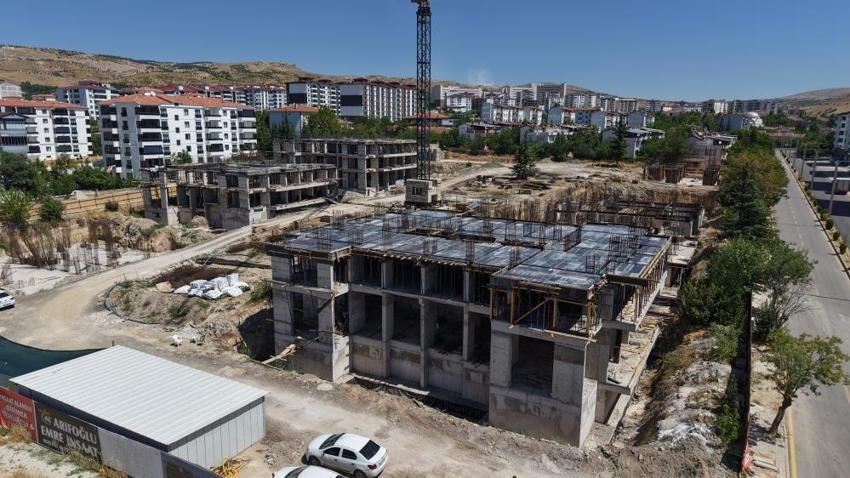Elazığ'da asrın dönüşümü devam ediyor: 2 yılda 2 bin adet yapılacak