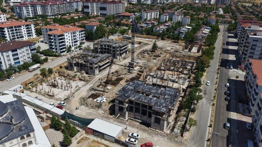 Elazığ'da asrın dönüşümü devam ediyor: 2 yılda 2 bin adet yapılacak