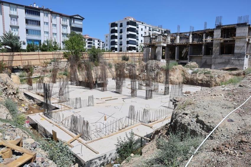 Elazığ'da asrın dönüşümü devam ediyor: 2 yılda 2 bin adet yapılacak
