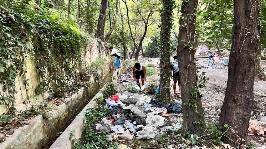 Biri müzisyen biri antrenör: Antalya'da yaptıkları insanlık tüm şehre örnek oldu