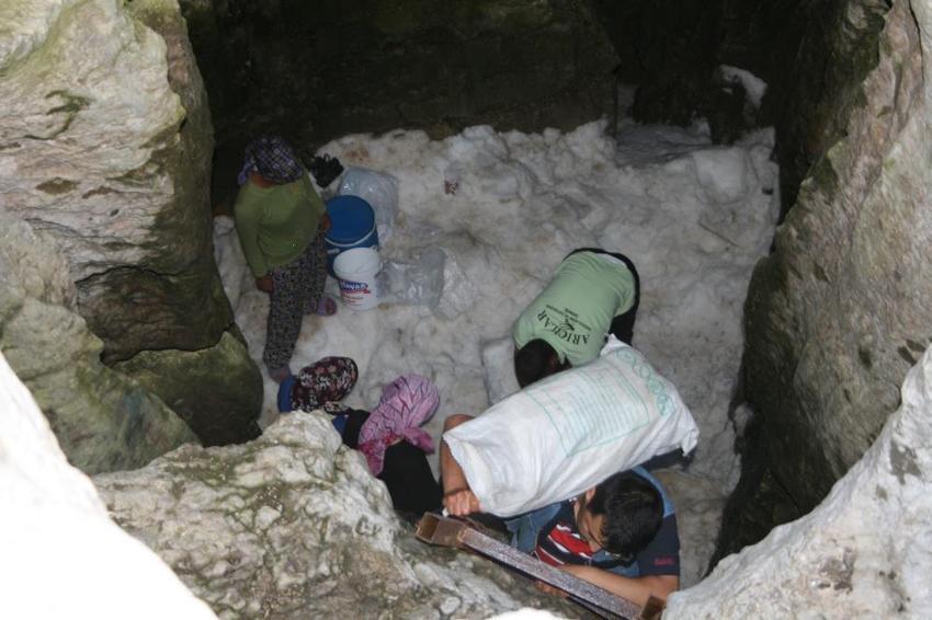 Antalya’da asırlık sır! Buzdolabını unuttular: Üretip 30 metre derinlikte saklıyorlar