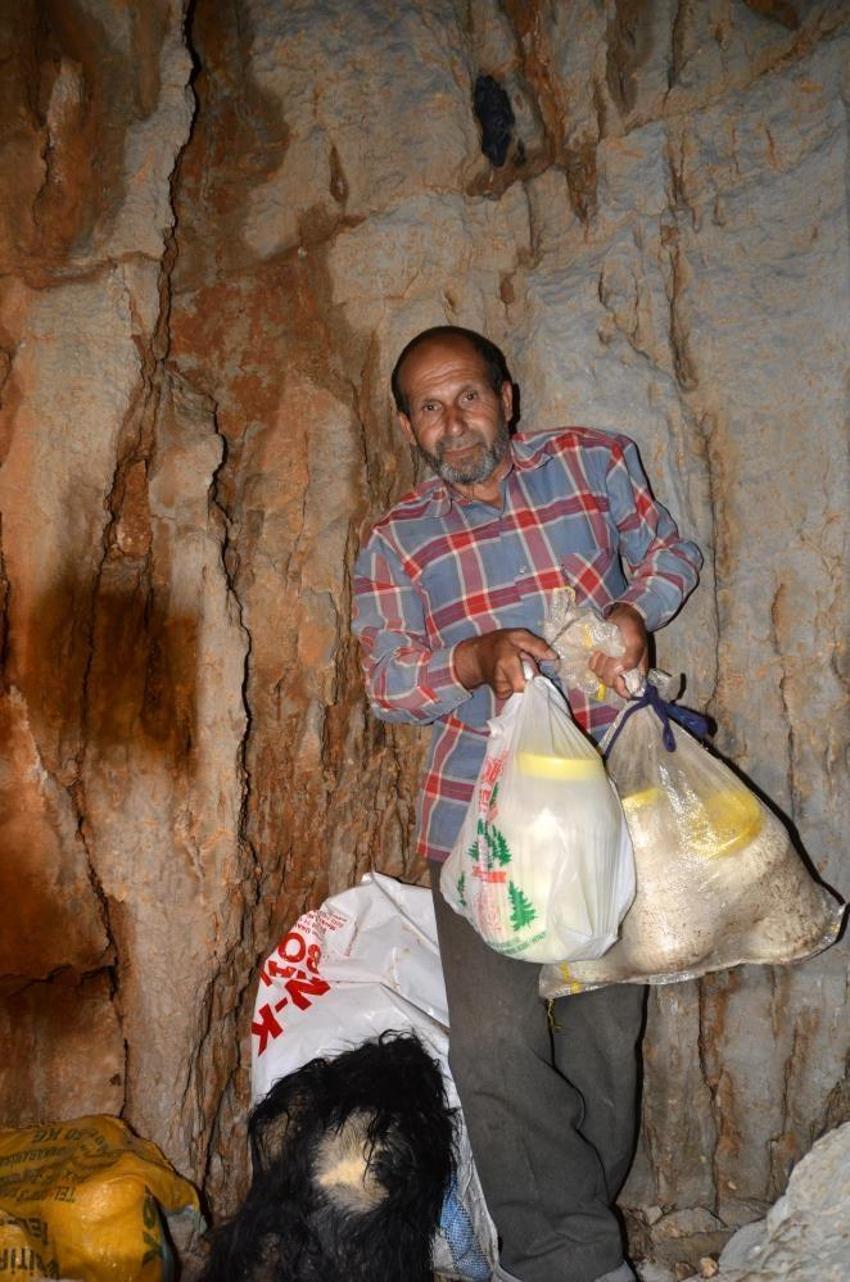 Yörüklerin asırlık geleneği: Manavgat pazarlarında kapış kapış gidiyor! Buzdolabı yerine yerin 30 metre altında saklanıyor