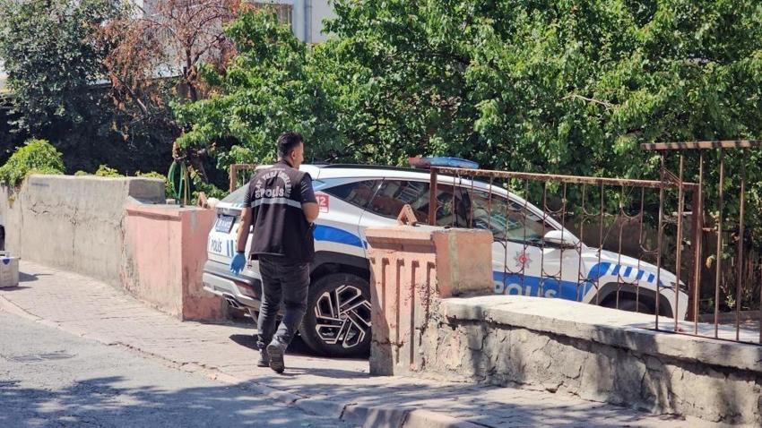 Eşini evin önünde bekledi: Boşanmadan önce ağır yaraladı