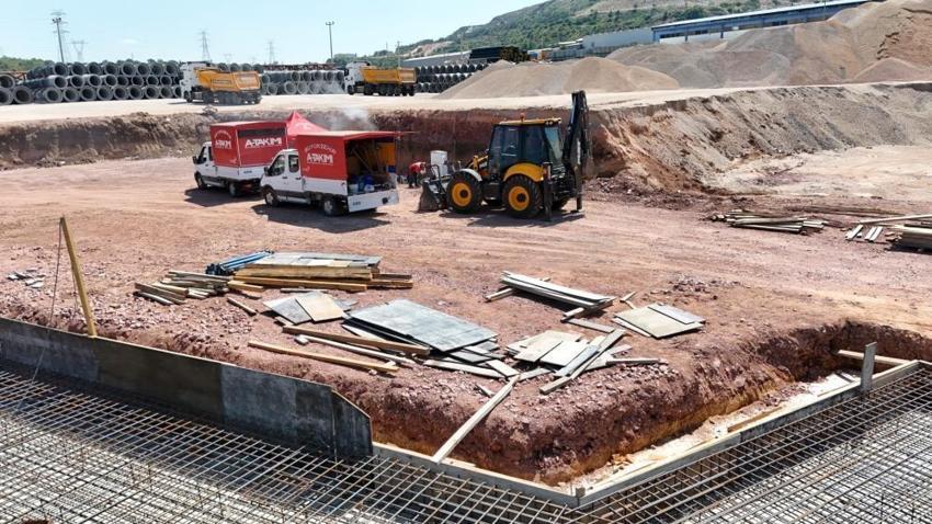 Kocaeli’de maliyetleri düşürecek hamle! Büyükşehir kendi betonunu üretecek