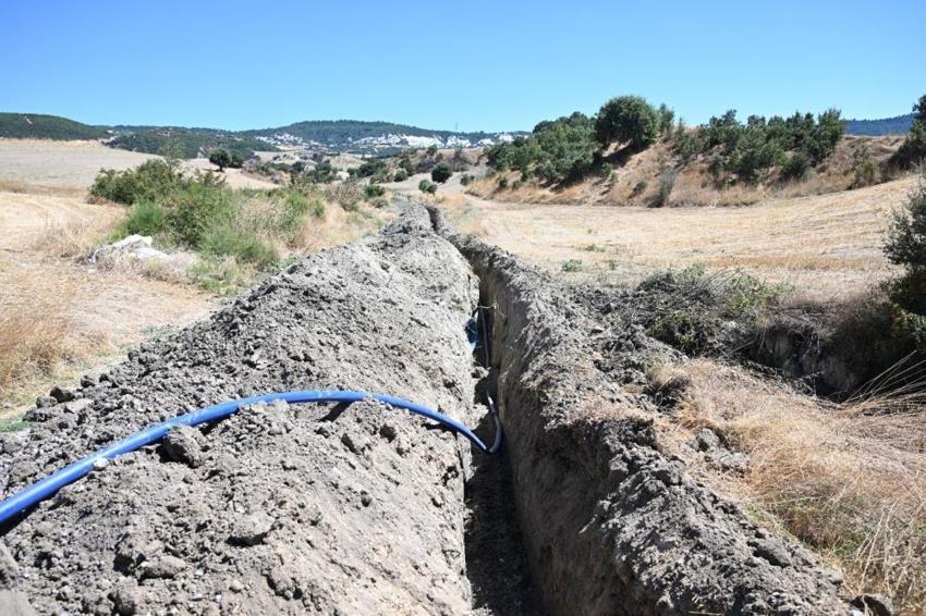 Manisa Selendi'de dev altyapı yatırımı: Beypınar Mahallesi'nin 2 kilometrelik isale hattı yenileniyor!