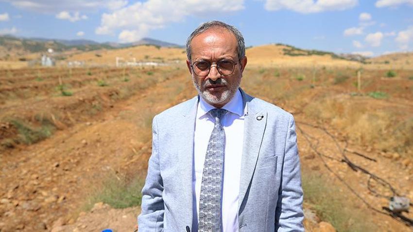 Tarım ve hayvancılığın 'Silikon Vadisi' Bingöl'de kuruluyor: Akıllı sulamayla üretim başladı! Taşlık atıl araziler akıllı meyve bahçesine dönüştü! '20 tür bölgede ilk kez denendi'