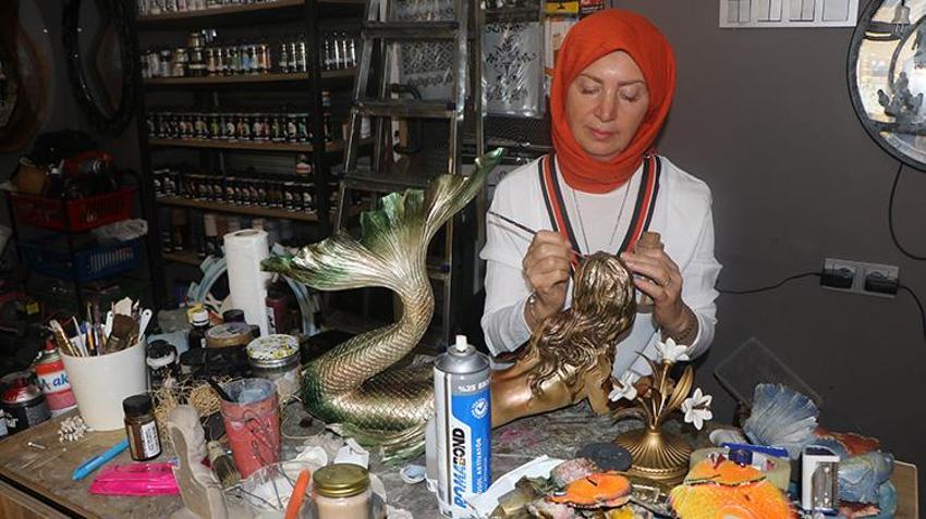 Pandemide işsiz kaldı, hayalini gerçekleştirdi: 50 kilometrelik yoldan eşinin atölyesine koşuyor!