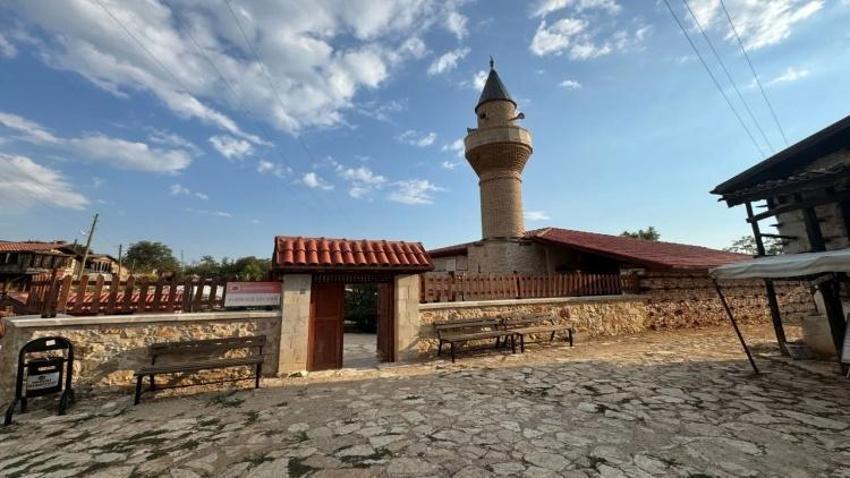 Antalya'da 55 kişilik mahalle: 600 yıllık camisi, 350 yıllık evleri var!