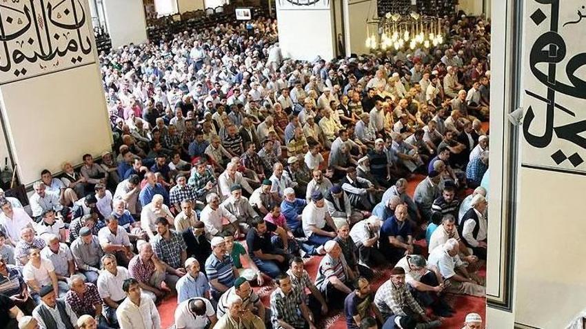 28 AĞUSTOS CUMA HUTBESİ TAM METNİ | Bu haftaki Cuma hutbesinin konusu ne? Diyanet Cuma hutbesi “Vatan Sevgisi”