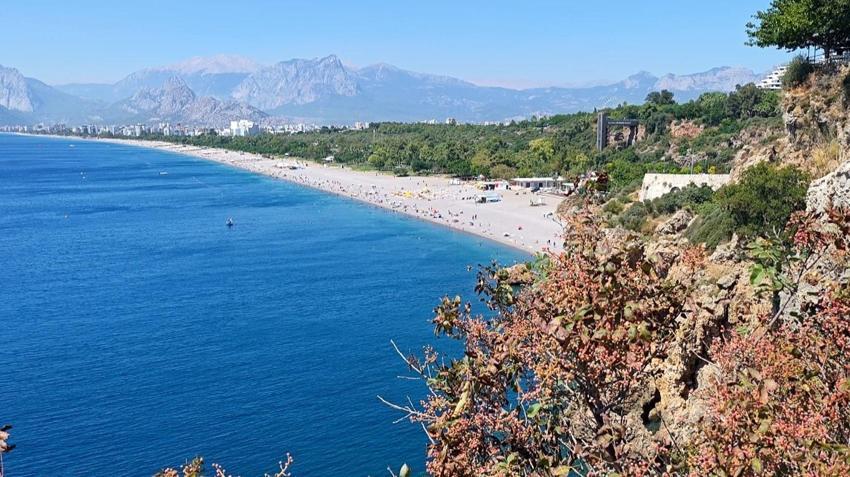 Antalya Körfezi'ndeki görüntüler şoke etmişti, müjdeli haber uzman isimden geldi: 2-3 gün etkili olacak
