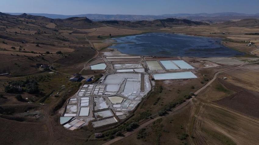 İşçiler yüzünden sistemi değiştirdi, daha çok kazanmaya başladı: 50 metre toprak altından çıkarılıyor