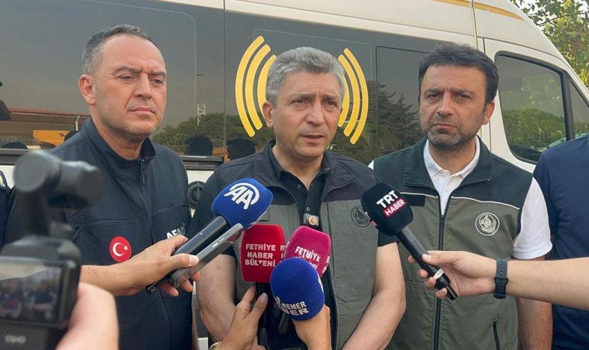 Seydikemer'de başlayan orman yangını Kaş'ta ormana sıçradı! Dünyaca ünlü Saklıkent kanyonu ziyaretçilere kapandı