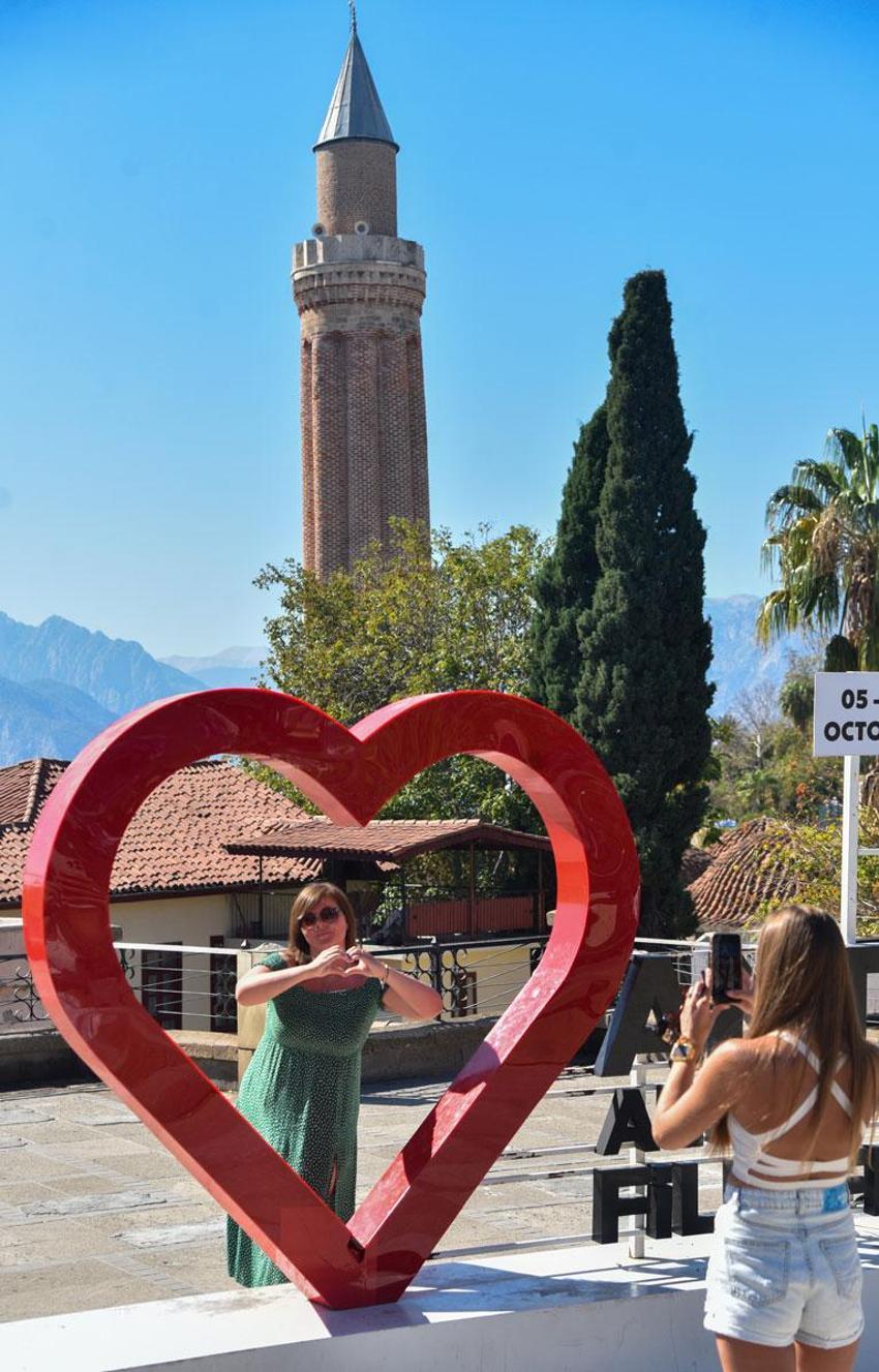 Turizmin başkenti Antalya'ya gelmek için 365 neden var! Her gün, her mevsim başka bir deneyim