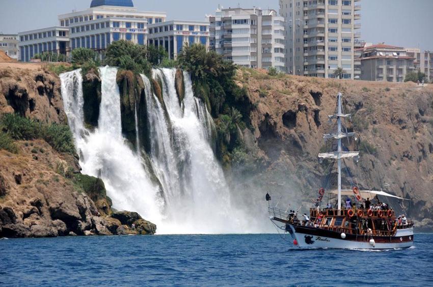 Turizmin başkenti Antalya'ya gelmek için 365 neden var! Her gün, her mevsim başka bir deneyim
