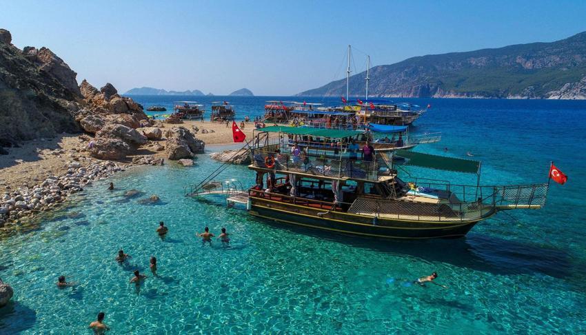 Turizmin başkenti Antalya'ya gelmek için 365 neden var! Her gün, her mevsim başka bir deneyim