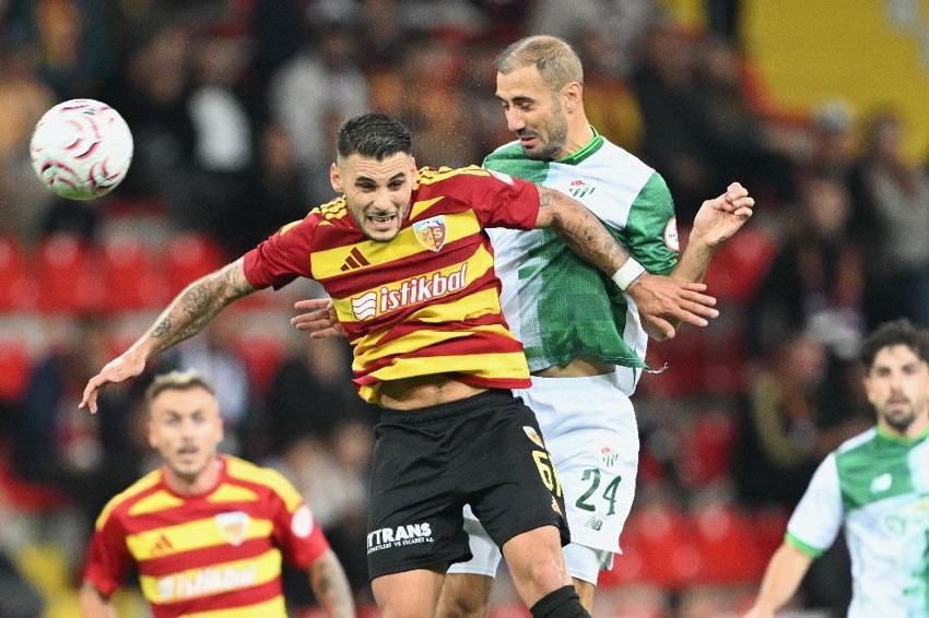 Kayserispor - Bursaspor maçında 3 puan 2 golle geldi!
