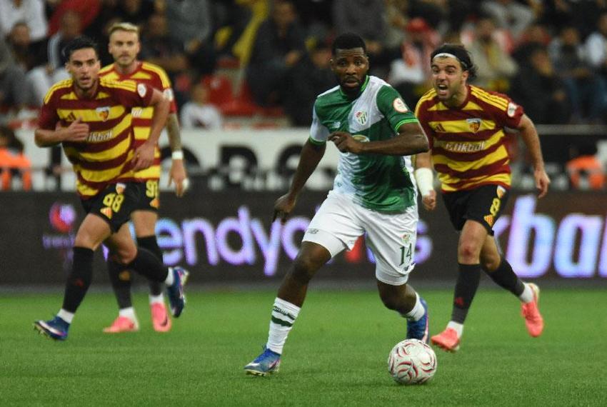 Kayserispor - Bursaspor maçında 3 puan 2 golle geldi!
