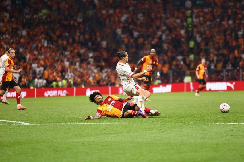 Galatasaray - Göztepe maçında büyük heyecan ve 5 gol vardı! Göz Göz Aslan'ı salladı ama yıkamadı