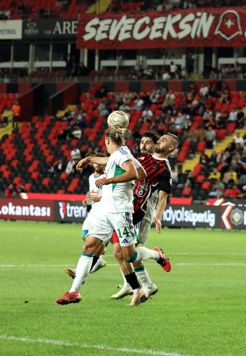 Gaziantep FK sahasında Çaykur Rizespor'a kaybetti