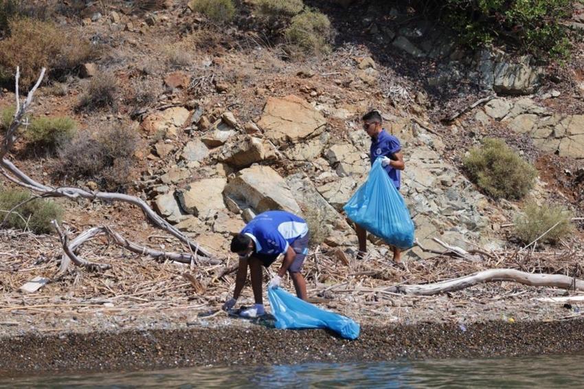 Karayolu ulaşımı yok ama tonlarca çöp var! 11 yılda 306 ton toplandı