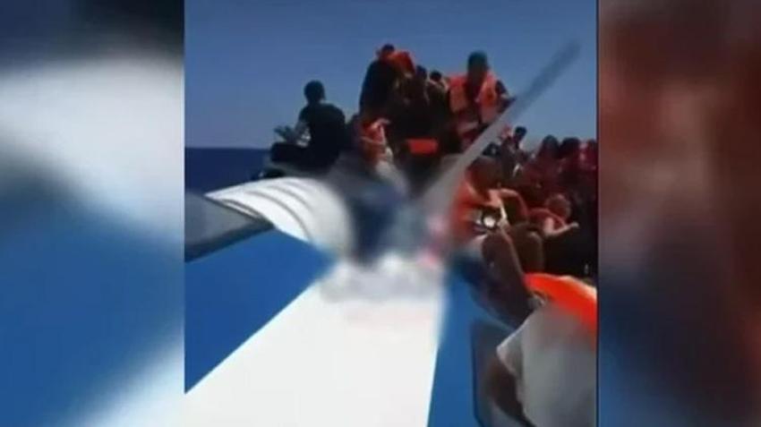 Girne'de yüzlerce kişiyi taşıyan gemi alabora oldu! KKTC Başbakanı Ünal Üstel: 'Çok üzgünüz can kayıplarımız var'