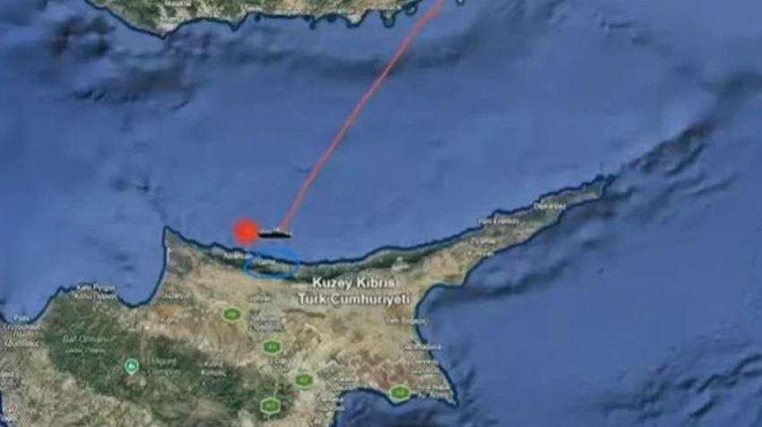 Girne'de yüzlerce kişiyi taşıyan gemi alabora oldu! KKTC Başbakanı Ünal Üstel: 'Çok üzgünüz can kayıplarımız var'
