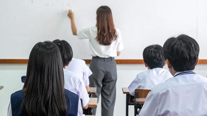 MEB AÇIKLADI: ÖBA 2026 Seminerleri ne zaman, saat kaçta? ÖBA Semineri online mı yüz yüze mi? İşte Öğretmenlerin Eylül Mesleki Çalışma Programı'nın detayları