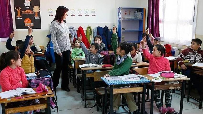 MEB AÇIKLADI: ÖBA 2026 Seminerleri ne zaman, saat kaçta? ÖBA Semineri online mı yüz yüze mi? İşte Öğretmenlerin Eylül Mesleki Çalışma Programı'nın detayları