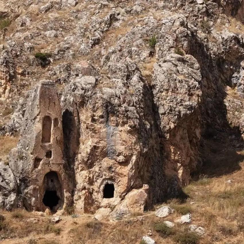 Adana’nın saklı hazinesi! Binlerce yıllık tarihi kalıntılar arasında dikkat çeken yapı