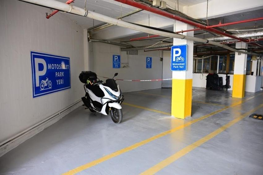 Manisa'da yeraltı otoparkına müdahale! Baştan sona yenilendi