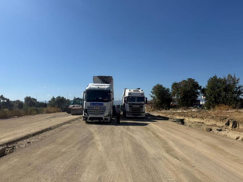 Aydın’da 17 ilçede yol seferberliği! Ekipler sahaya indi, çalışmalar hız kesmeden sürüyor