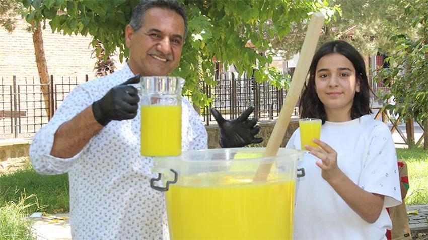 Cizre'de serinleten asırlık sır! Sıcaklık 50 dereceyi buldu, talep patladı! Yurt dışına dondurulmuş halde gönderiyor