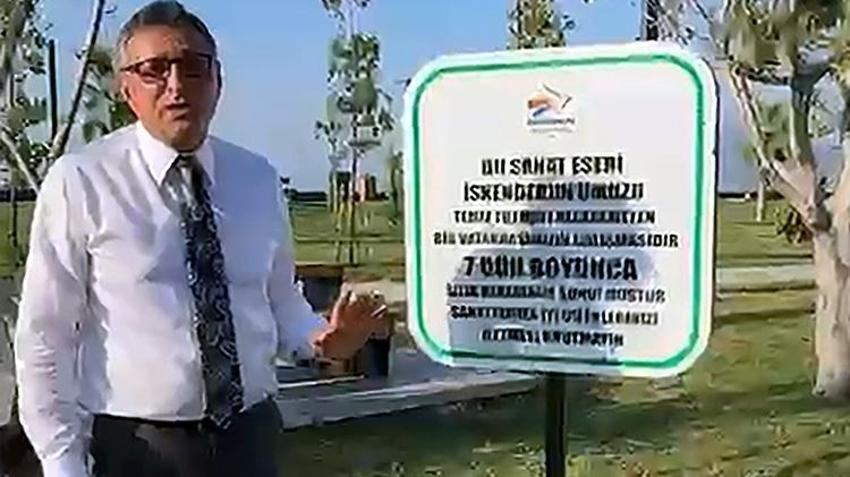 İskenderun’da çöp tepkisi: Kirli masa 7 günlük sergiye dönüştürüldü