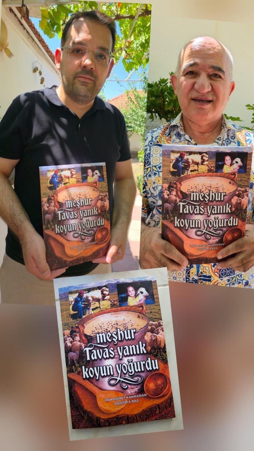 Denizli'nin yöresel gastronomi değerlerinden 'Yanık Kokulu Tavas Koyun Yoğurdu'nun tarihi ve tarifi kitap haline getirildi