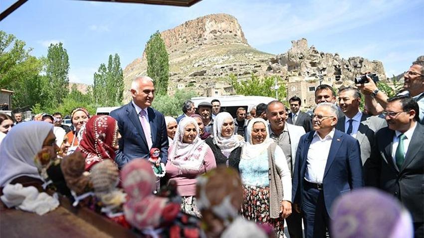 Kayseri’de Kültür Yolu Festivali heyecanı: 9 gün boyunca yıldızlar geçidine sahne olacak!