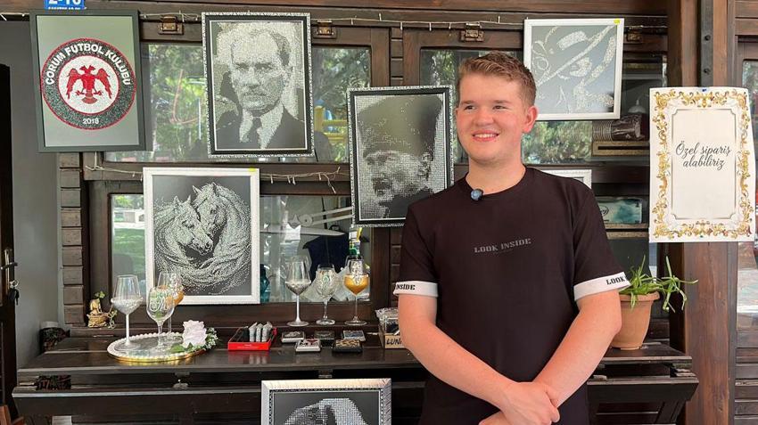 Sosyal medyada gördüğü sanat işi oldu: Hastalığı sebebiyle işini bırakmıştı şimdi taşları sanat eserine dönüştürüyor