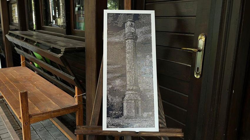 Sosyal medyada gördüğü sanat işi oldu: Hastalığı sebebiyle işini bırakmıştı şimdi taşları sanat eserine dönüştürüyor
