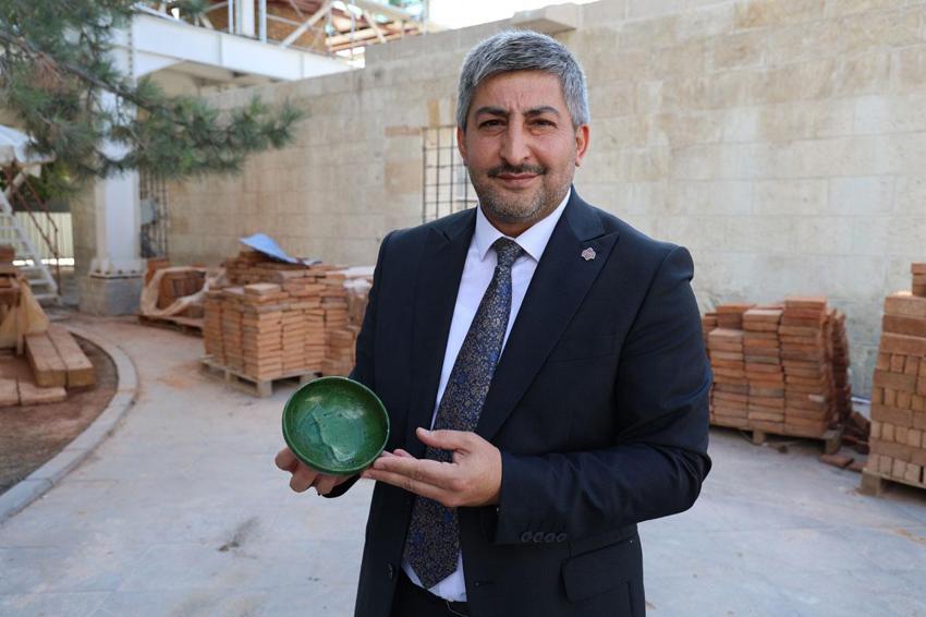 Eğri minaresi ve 8 asırlık geçmişi ile bilinen Sivas Ulu Camii'deki gizemli çanakların sırrı çözüldü