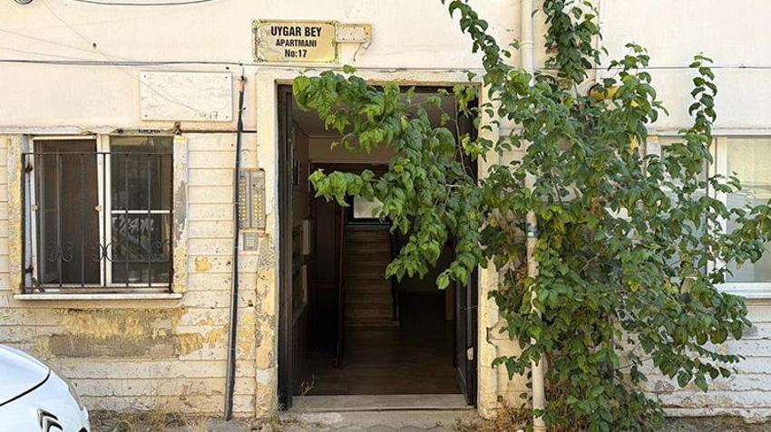 Anadolu Üniversitesi çalışanı Eskişehir'deki evinde ölü olarak bulundu! Şüpheli bulunan olayda soruşturma başlatıldı