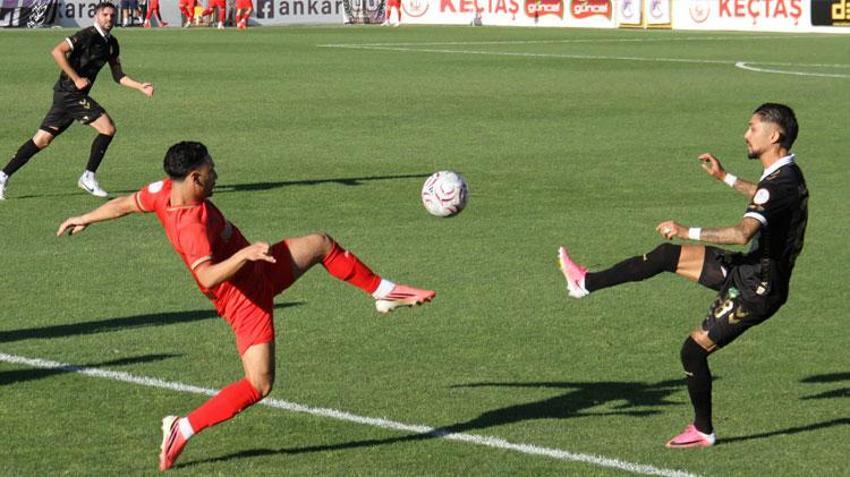 Iğdır FK - Manisa FK maçında büyük çekişme ve yarım düzine gol vardı!